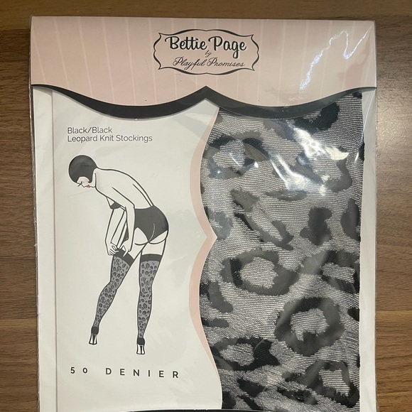 ✨NWT Bettie Page 🦋 Black Leopard Knit Stockings - Picture 11 of 15